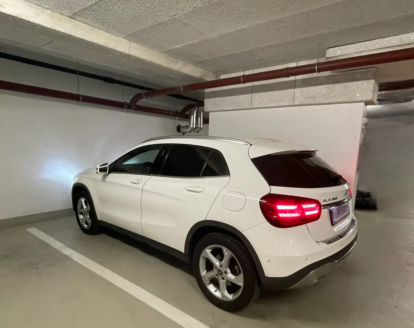 Mercedes-Benz GLA 180 Aut. - 2