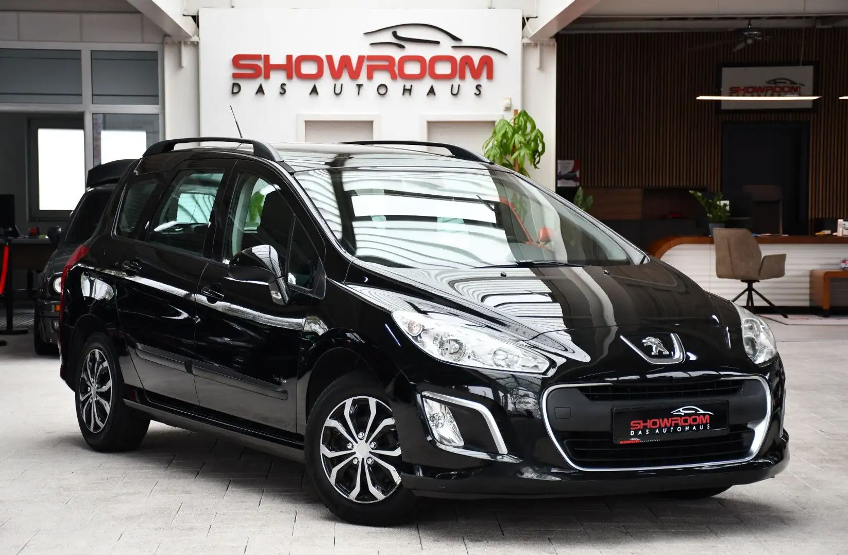 Peugeot 308 SW Access 1.4 Kombi 2.Hand Negro - 1