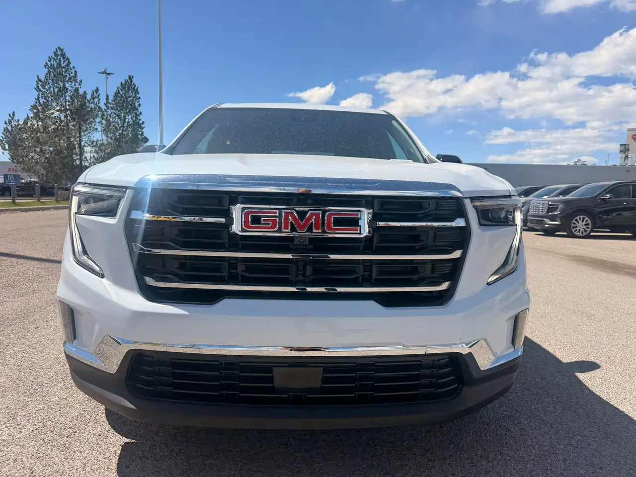 GMC Acadia снимка GMC Acadia