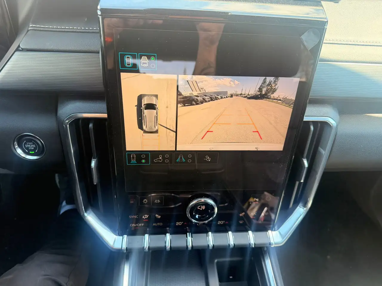 GMC Acadia снимка GMC Acadia