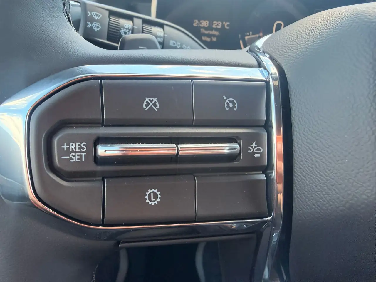 GMC Acadia снимка GMC Acadia
