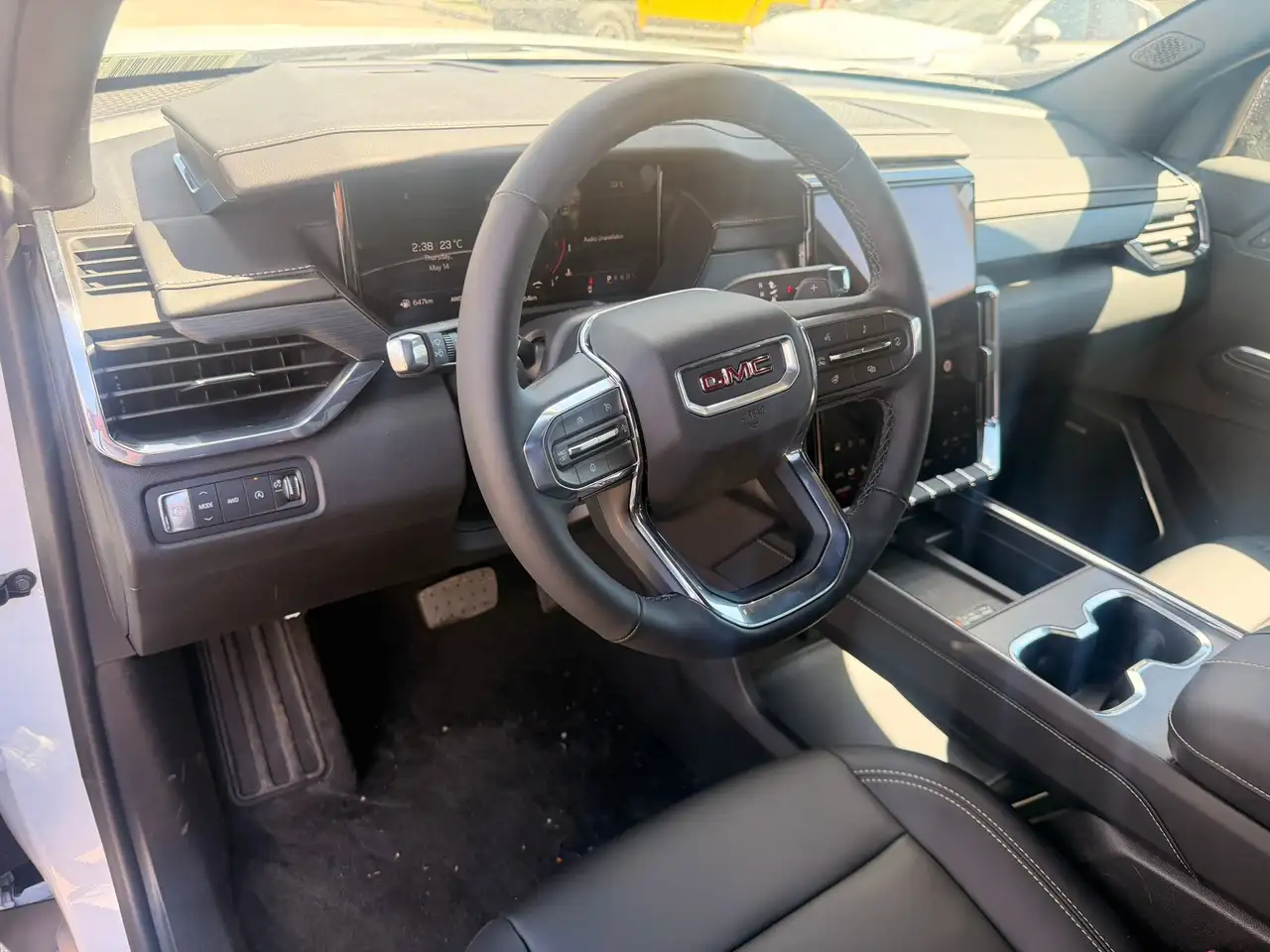 GMC Acadia снимка GMC Acadia
