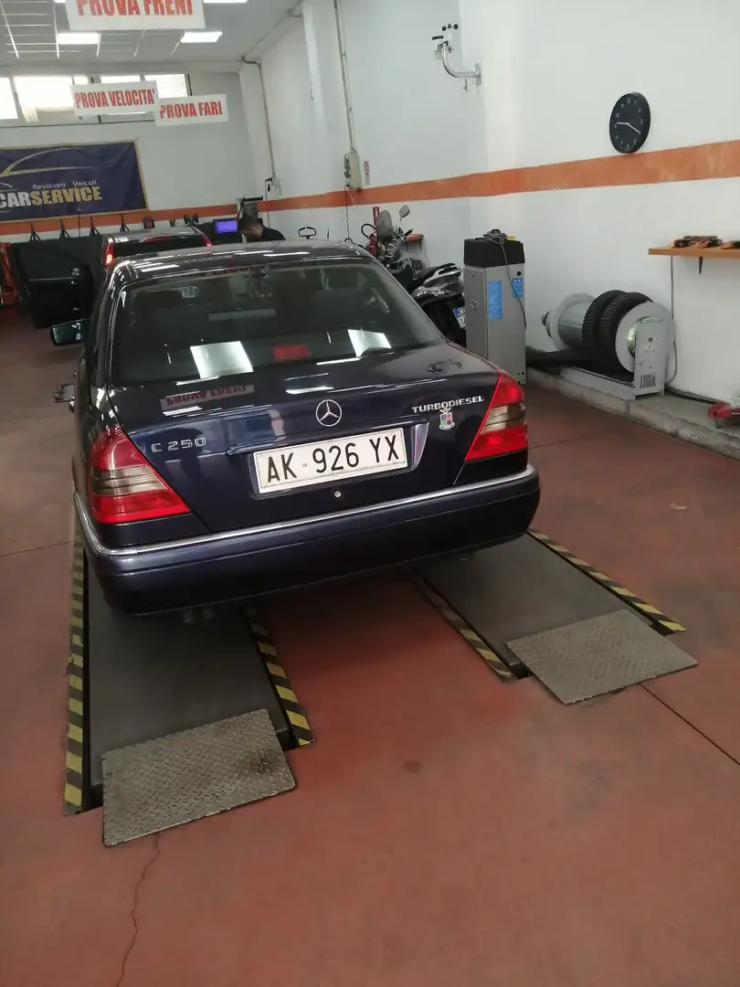 Mercedes-Benz C 250 td Elegance Blu/Azzurro - 1