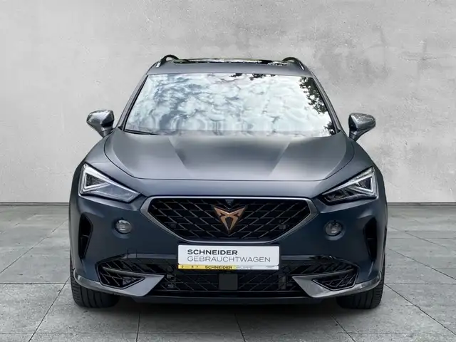 Cupra Formentor view 8