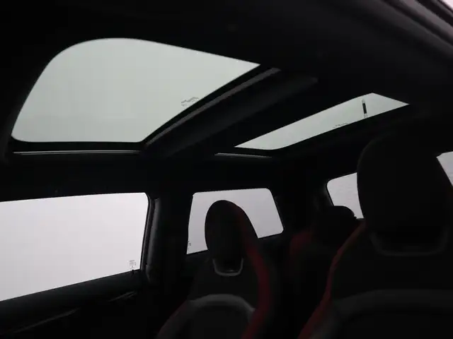 Mini Hatch view 17