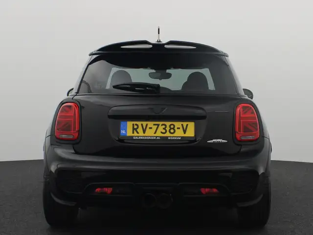 Mini Hatch view 4