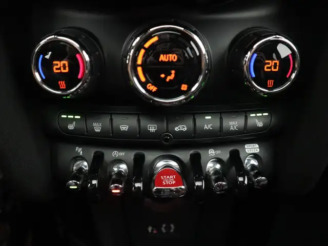 Mini Hatch view 15