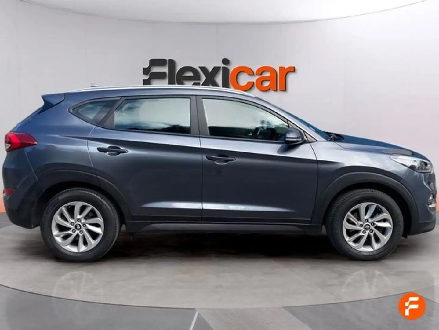 Hyundai TUCSON 1.6 CRDi 85kW (116CV) Klass 4x2 Gris - 2