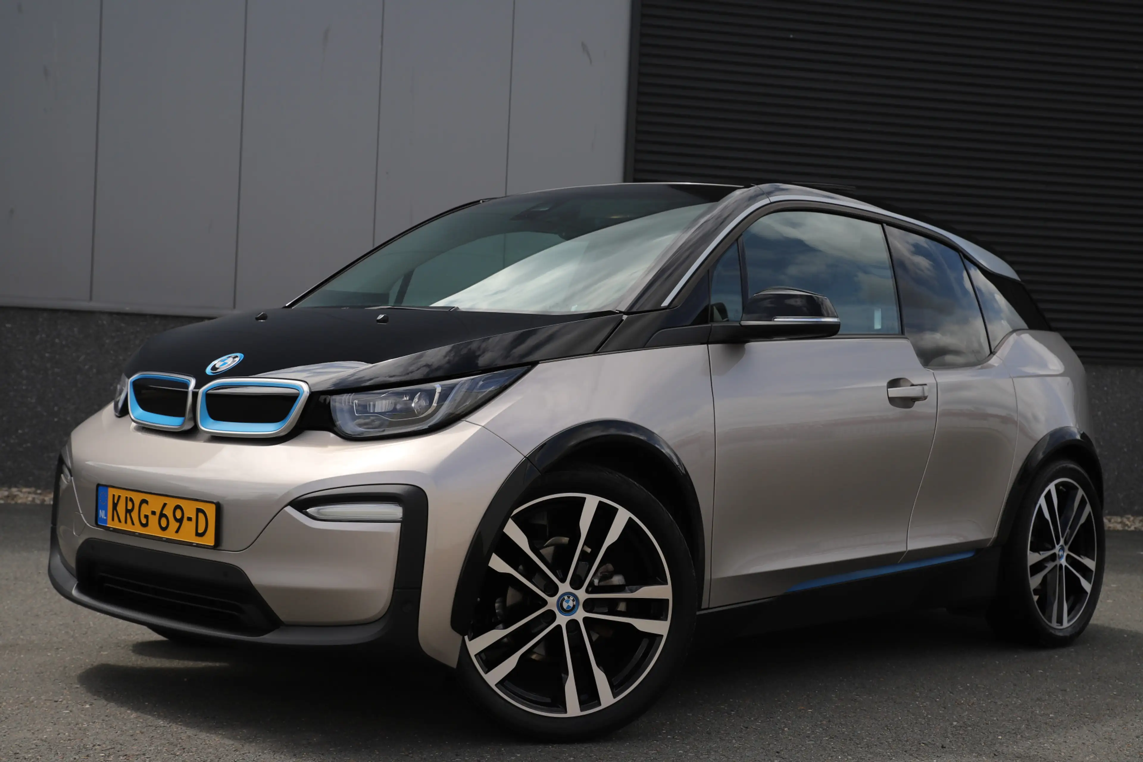 BMW i3 Executive 120Ah 42 kWh/*Lodge*/Sunroof/Kaschmir Si — photo 9