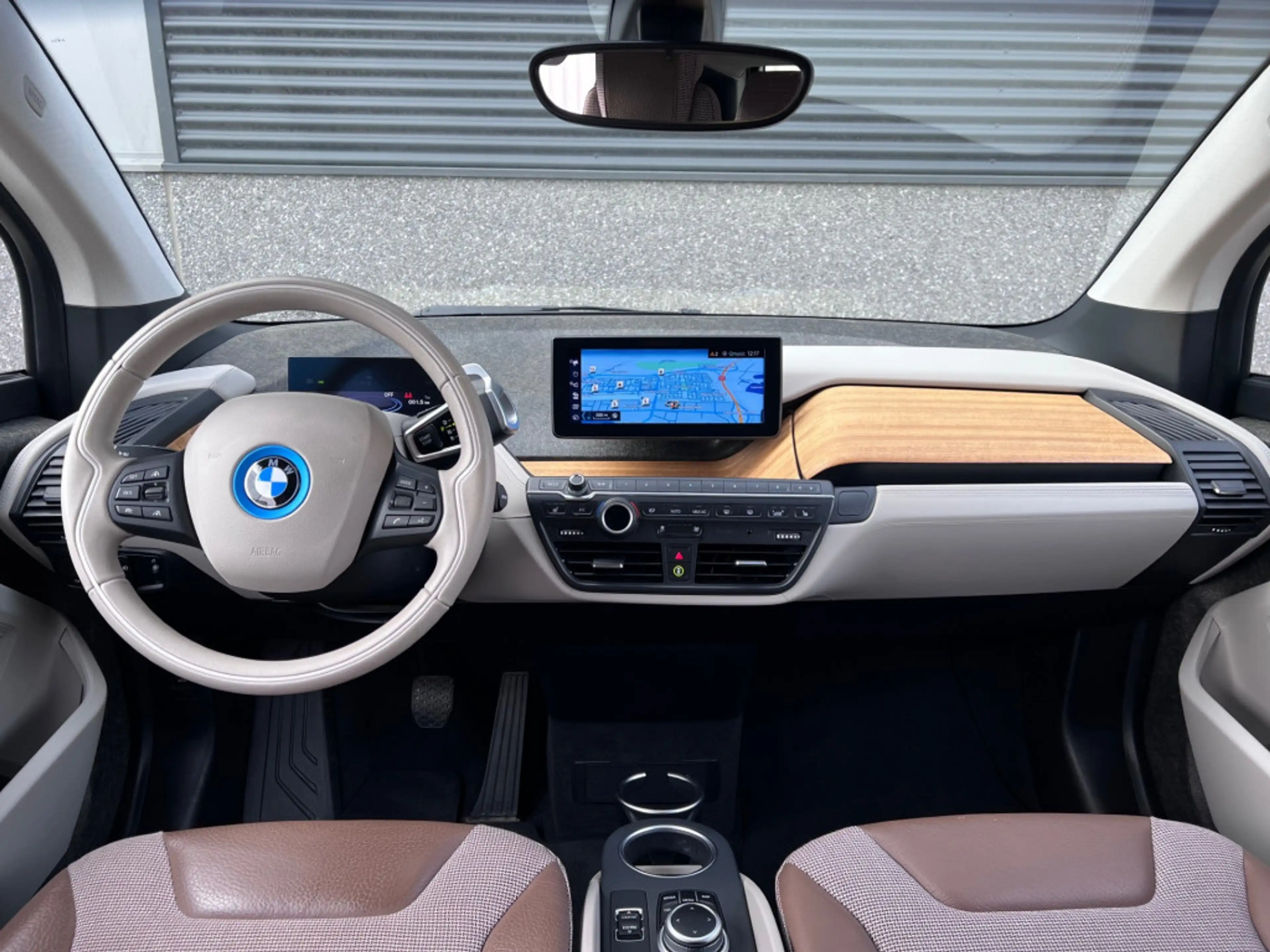 BMW i3 Executive 120Ah 42 kWh/*Lodge*/Sunroof/Kaschmir Si — photo 2