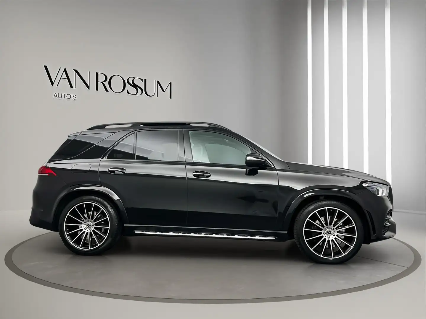 Mercedes-Benz GLE 400 d 4MATIC AMG Pano Luchtvering Burmester Zwart - 2