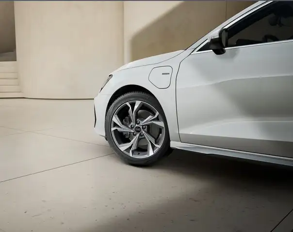 Audi A3 view 8