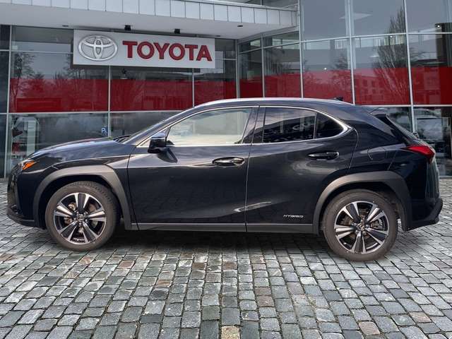 Lexus UX 250h Style Edition wenig KM*Top Gewartet