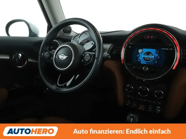 Mini Hatch view 13