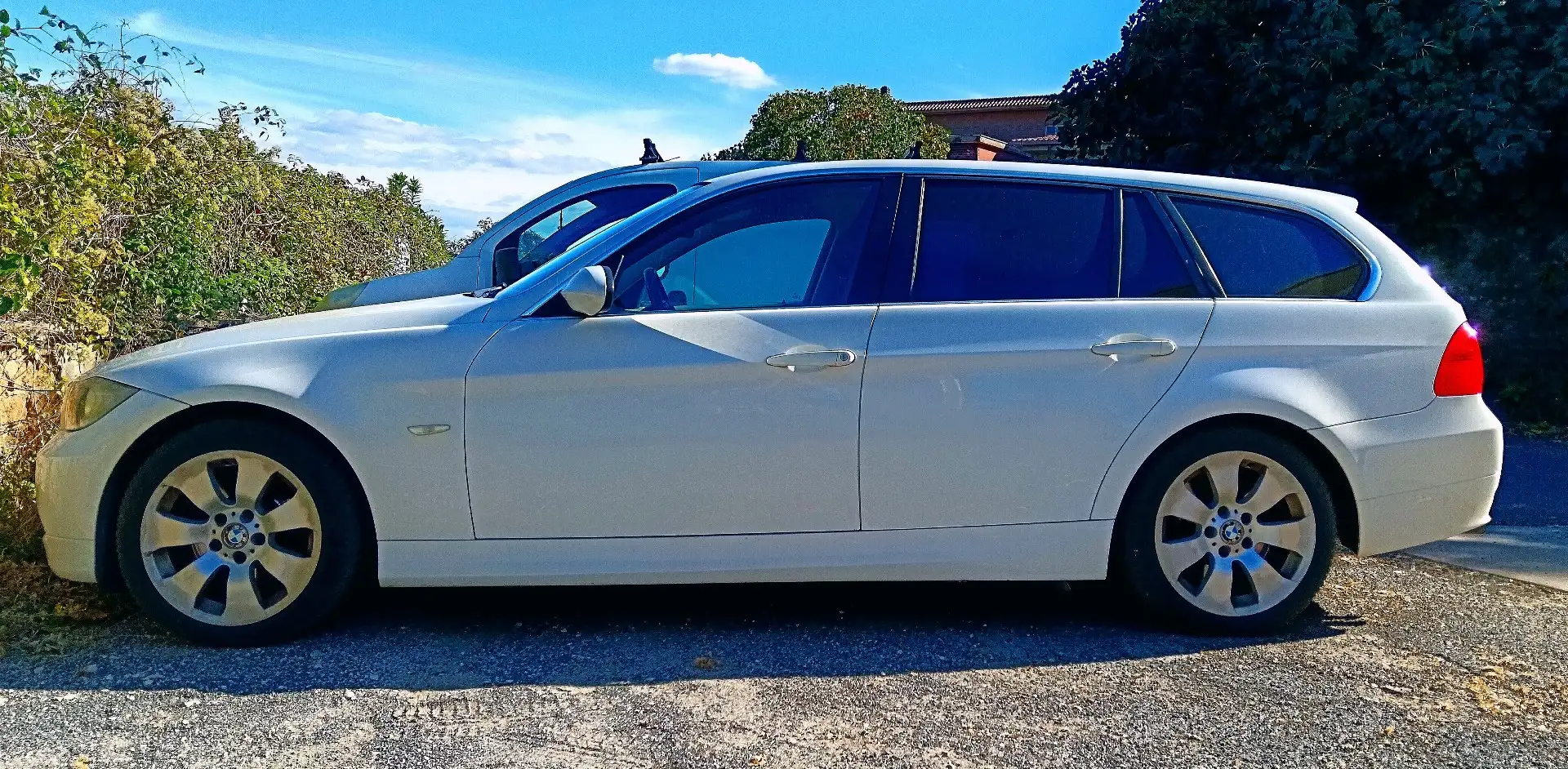 BMW 325 325iX Touring auto - 1