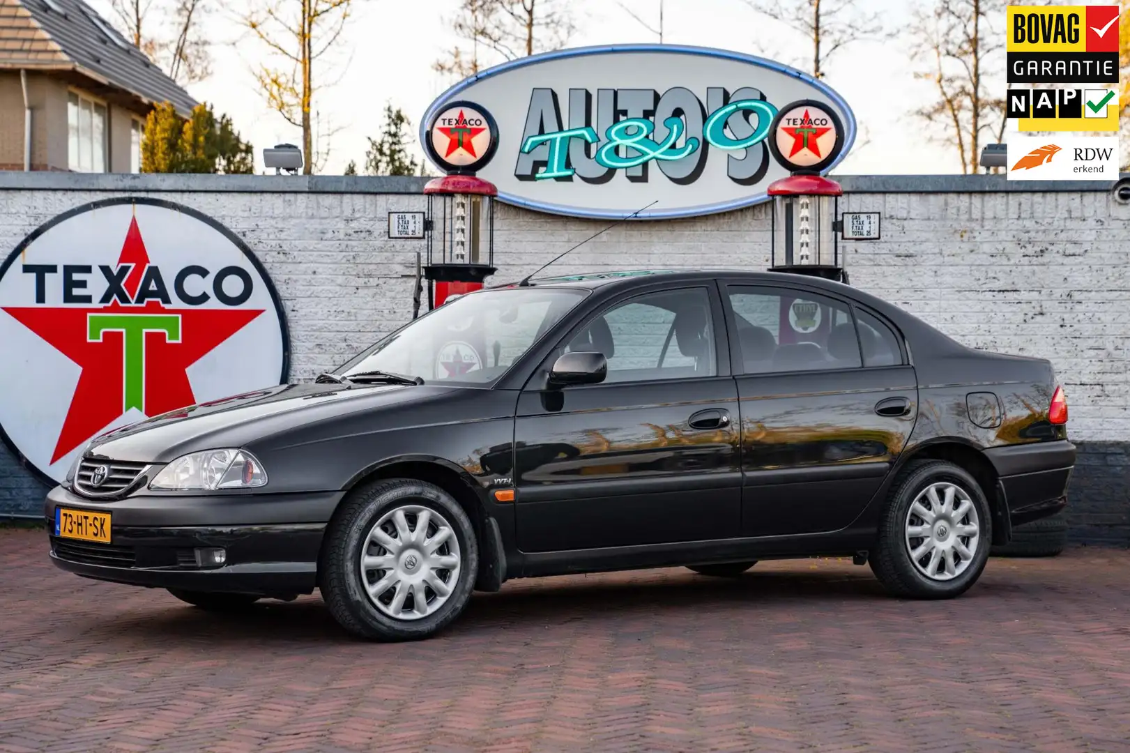 Toyota Avensis 1.8-16V Linea Sol 48.600 km +NAP NL-auto Zwart - 1