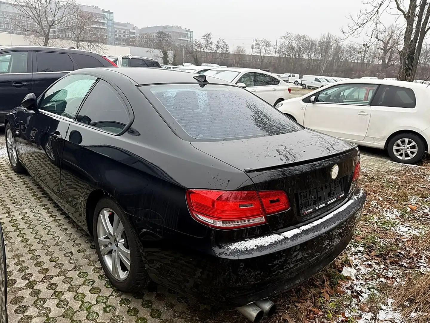 BMW 320 i Coupé | FAHRBEREIT | Schwarz - 2