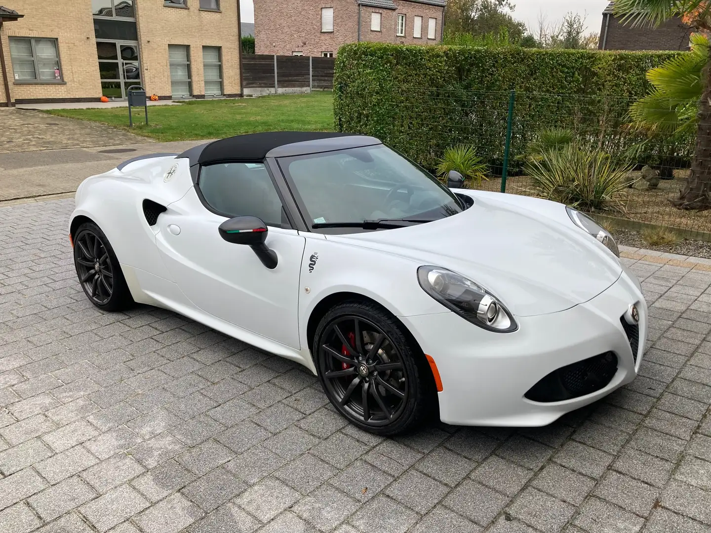 Alfa Romeo 4C Spider - Sport exhaust V2 Intake Cruise control White - 2