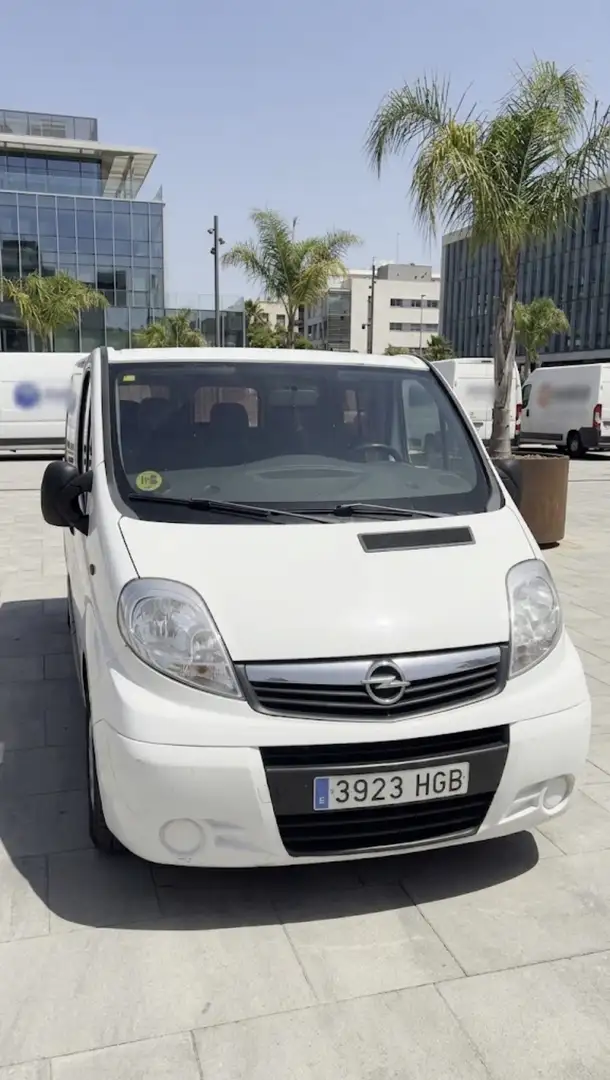 Opel Vivaro Fg. 1.9CDTI Largo 2900 DCb. 82 Blanco - 2