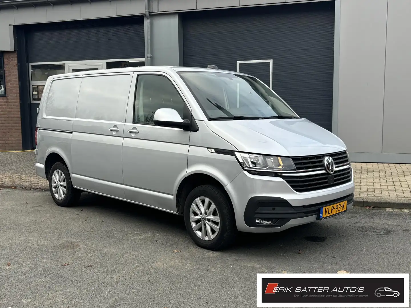 Volkswagen T6.1 Transporter 2.0 TDI L1H1 28 Highline facelift| PDC V+A| Naviga Zilver - 1