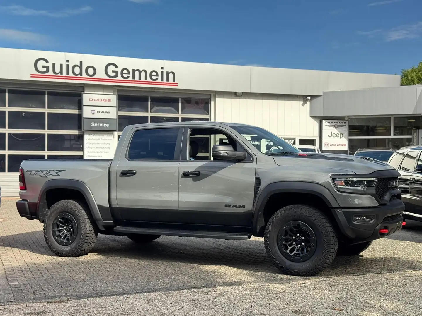 Dodge RAM 1500 TRX Crew Cab 6.2l V8 Lunar Edition + GRAIL Kl Grau - 2