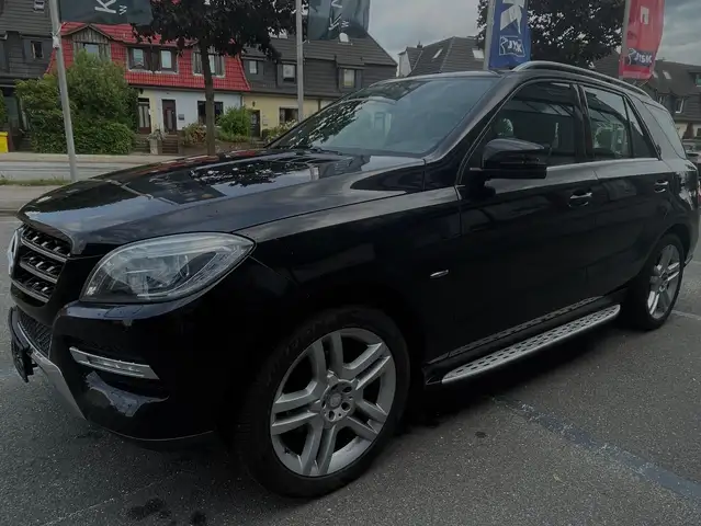 Mercedes-Benz ML 250 ML 250 CDI BlueTec 4Matic (166.004)AMG Sport 20-Zoll Alu