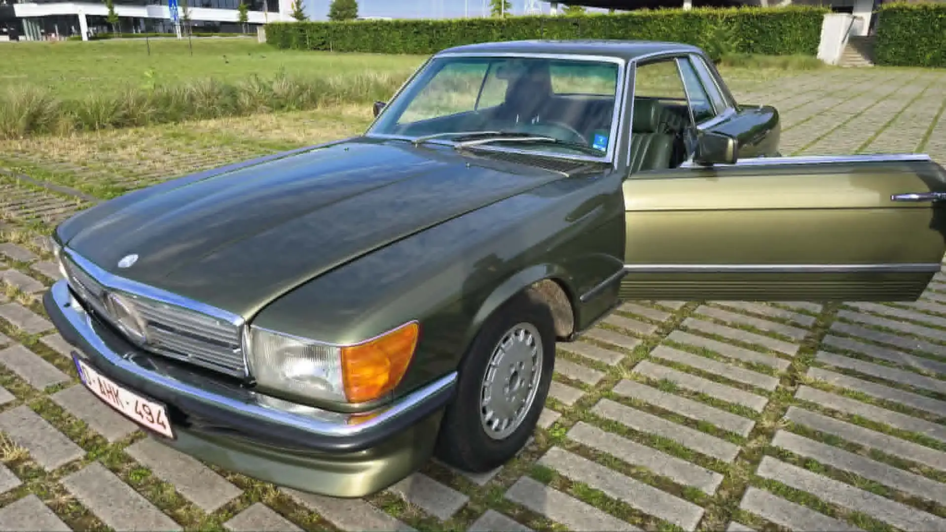 Mercedes-Benz SLC 280 280 SLC 6 cylindres en ligne , coupé sport luxe ( plus long que SL cabrio ) Grün - 1