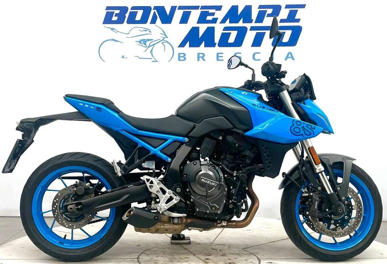 Suzuki GSX 8S