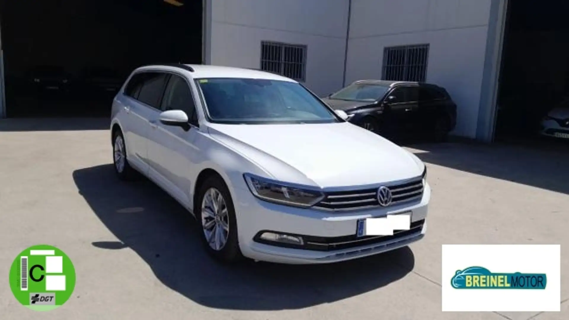 Volkswagen Passat Variant 2.0 TDI DSG Business BMT Weiß - 1