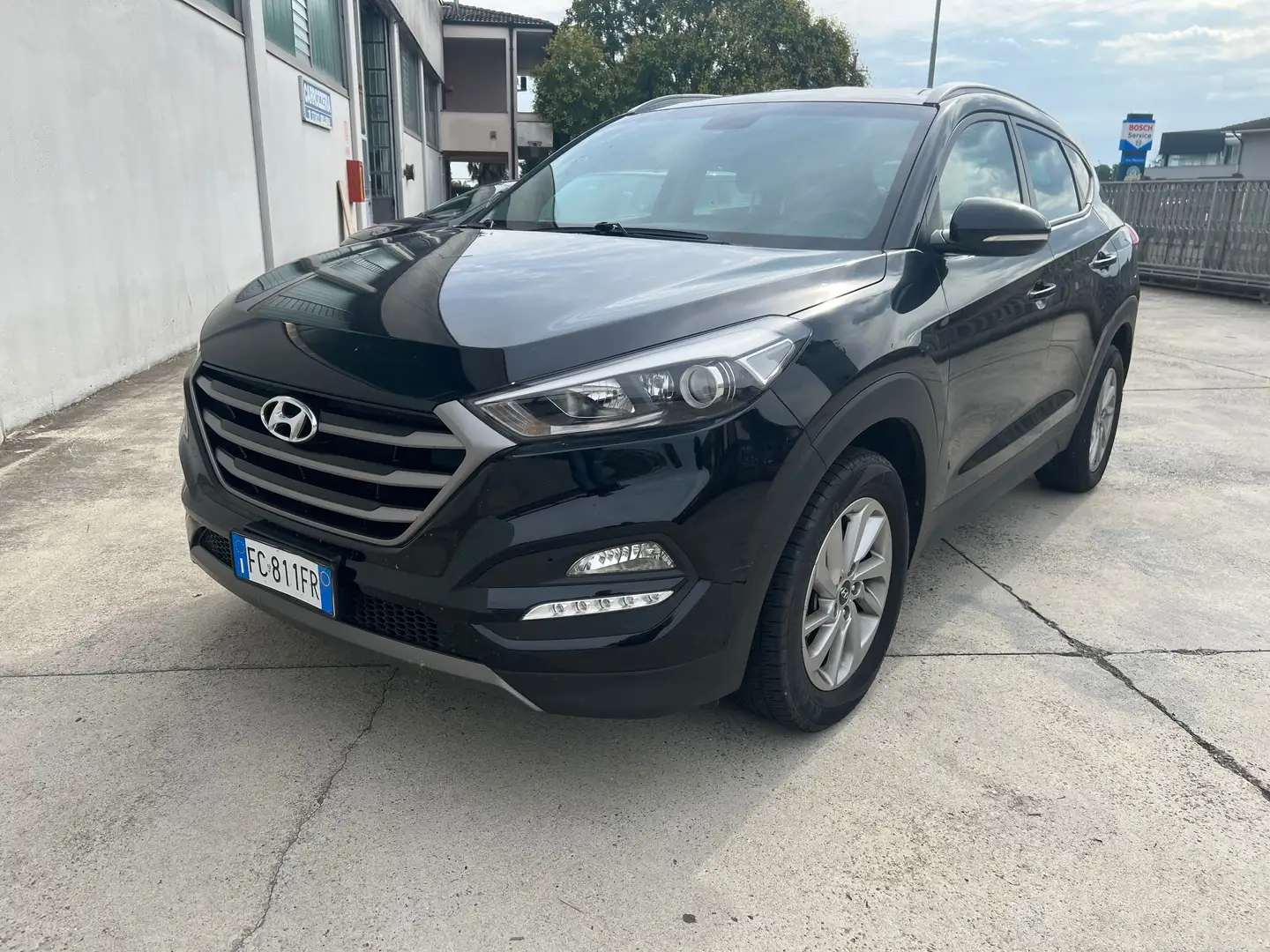 Hyundai TUCSON Tucson II 2015 1.7 crdi Classic 2wd 115cv Negro - 1