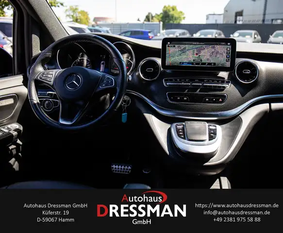 Mercedes-Benz V-Class view 15