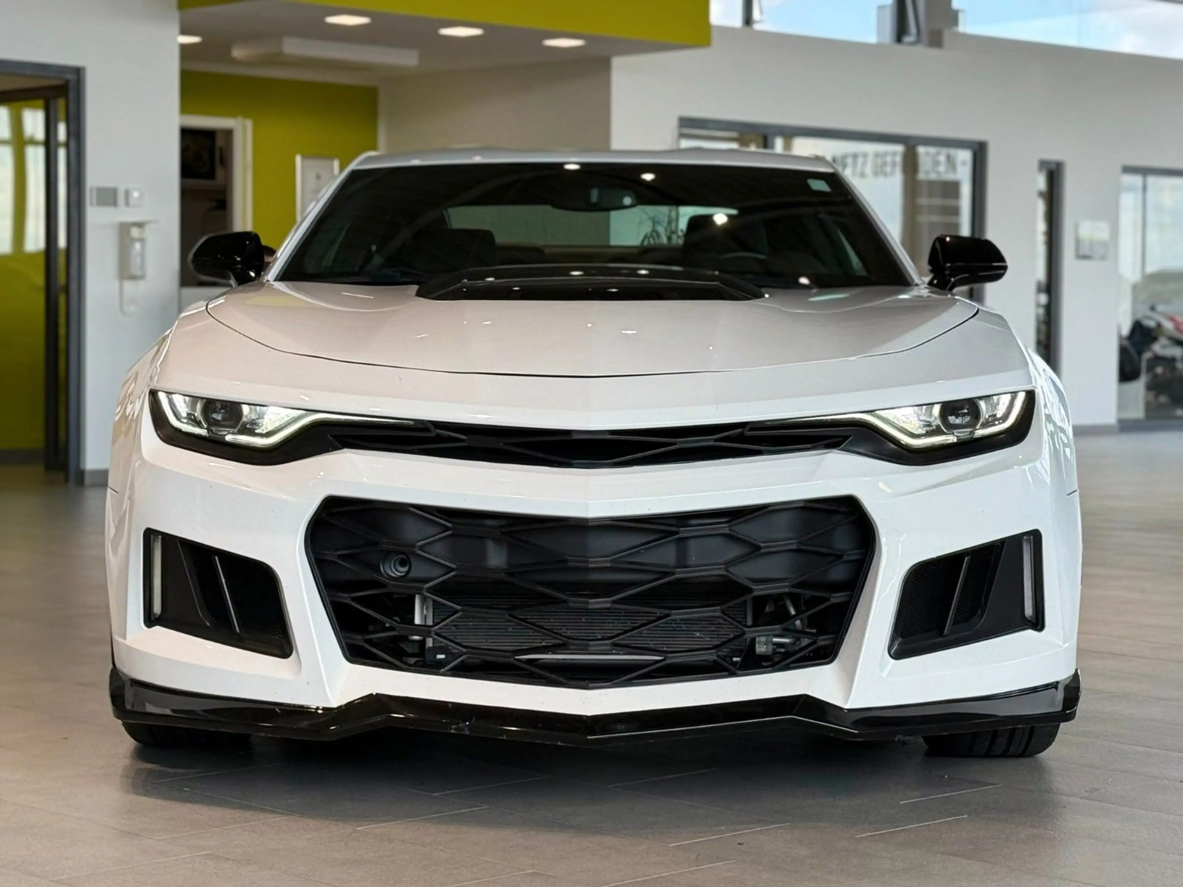 Chevrolet Camaro Coupé Turbo*Kamera*CarPlay*BOSE* — photo 9