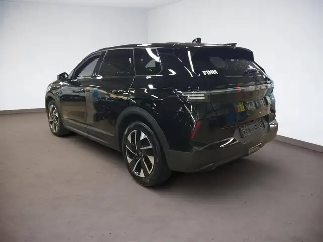 Opel Grandland view 4