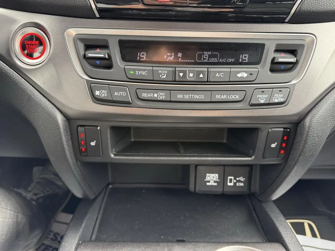 Honda Pilot photo Honda Pilot
