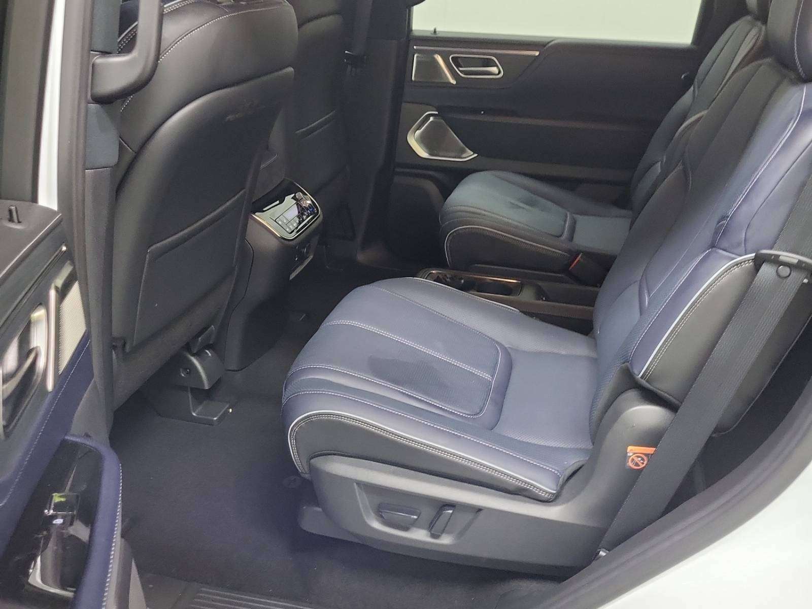 2026 Infiniti QX80 SENSORY | Only 7,139 Kms | Mint Condition | SUV — снимка 1