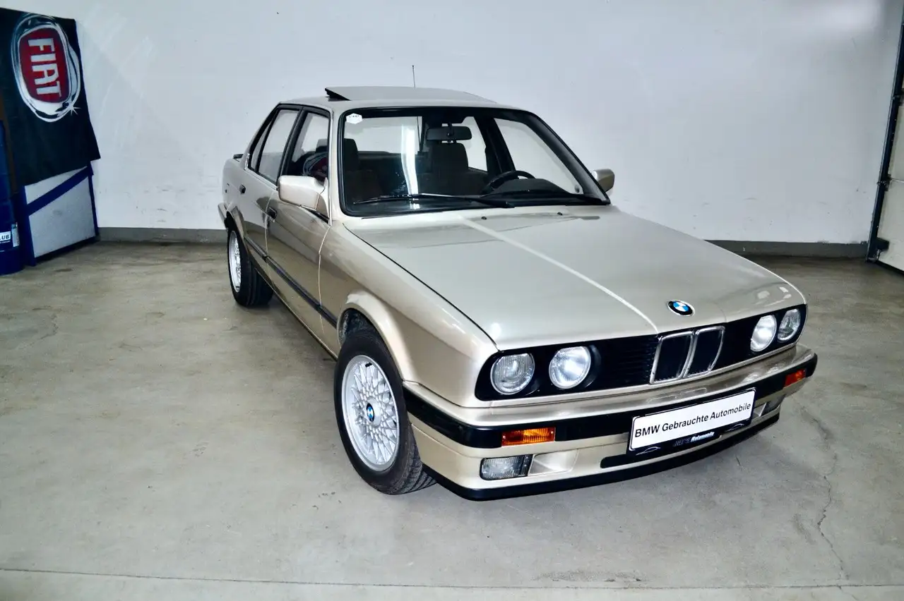 BMW 320 i Autom. H-Kennzeichen 1. Hand 25% Sperre SSD, foto 1
