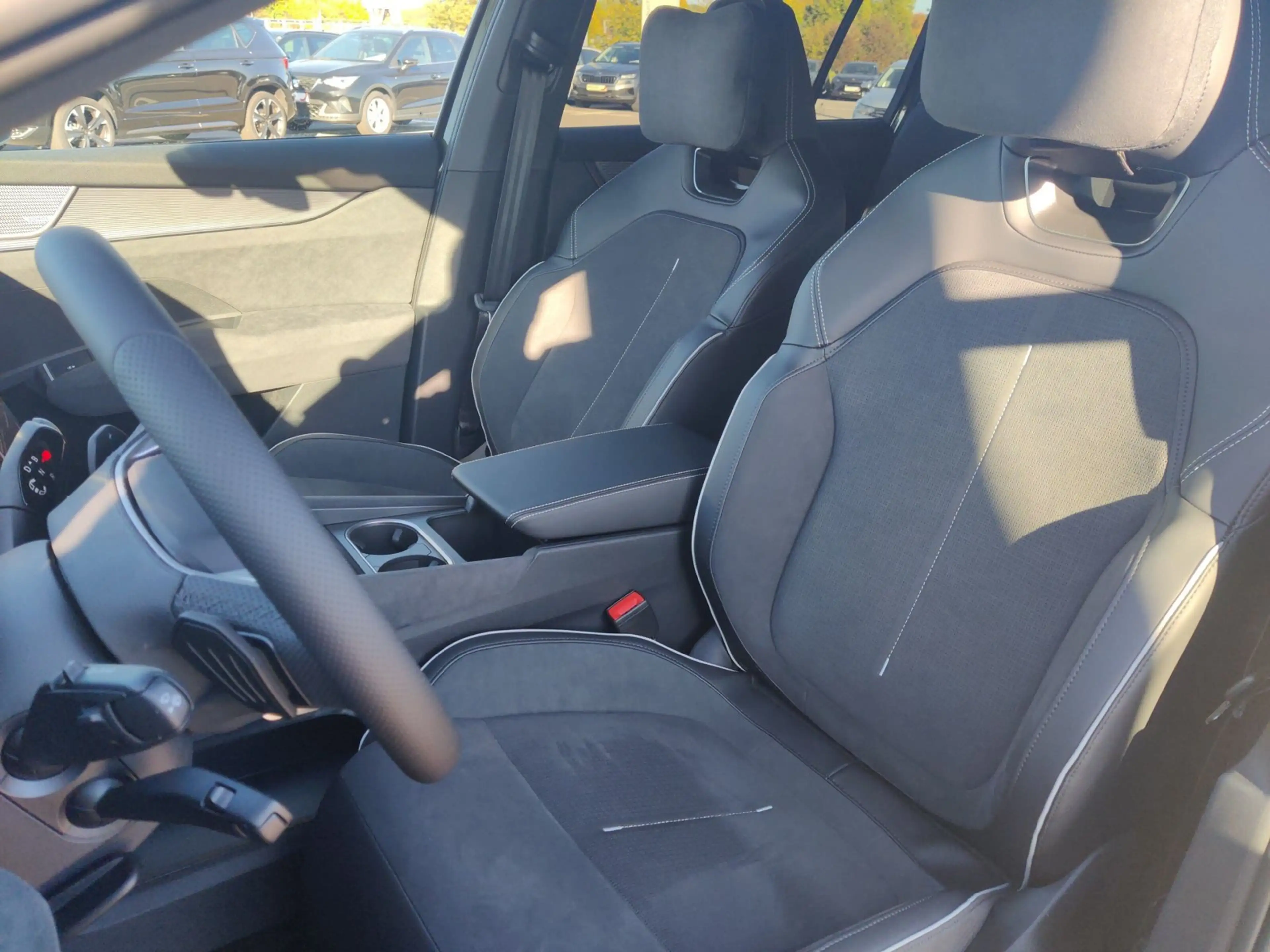 Skoda Peaq Sport BehWSS LaunchPaket SONOS HeadUp SmartLink AC — photo 12
