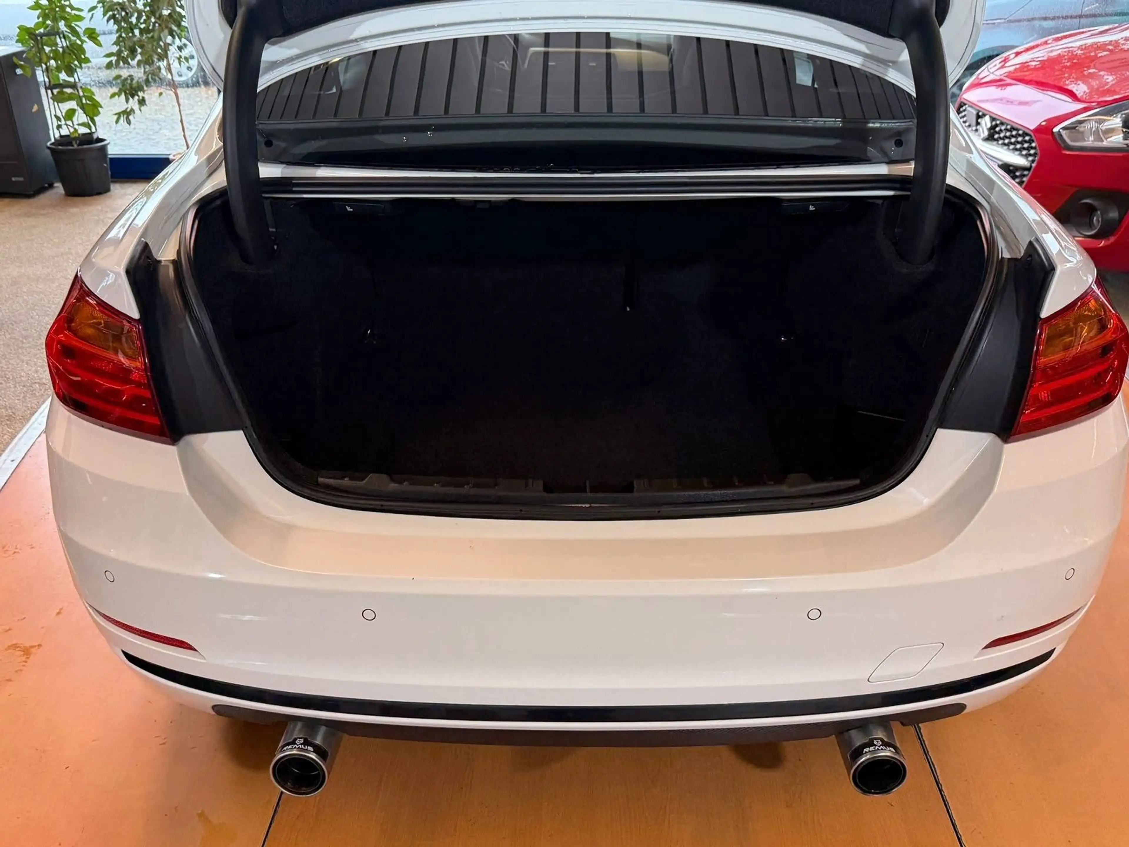 BMW 435 i Coupe Sportline / Remus / M-Paket / Head-U — photo 11