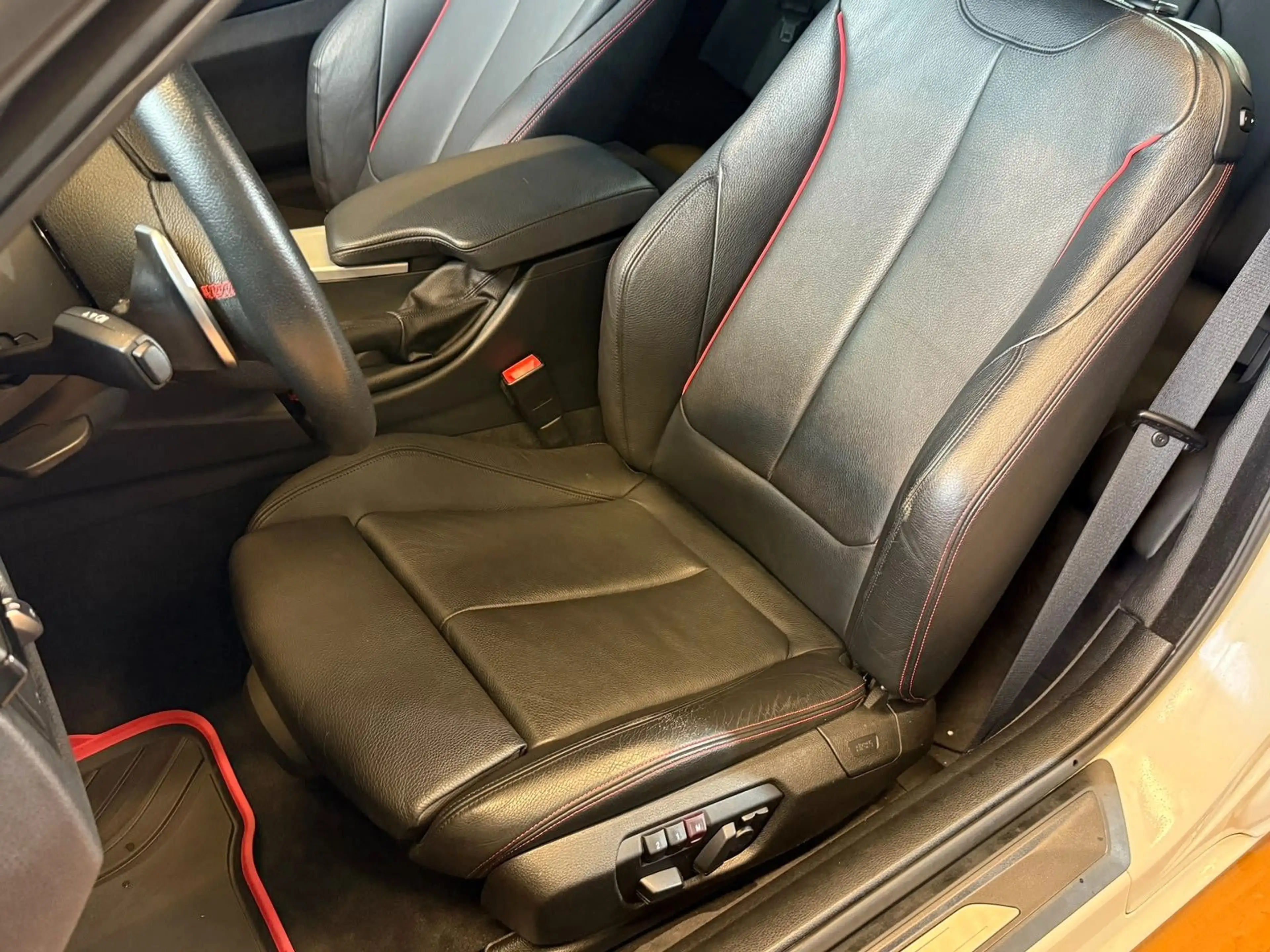 BMW 435 i Coupe Sportline / Remus / M-Paket / Head-U — photo 8