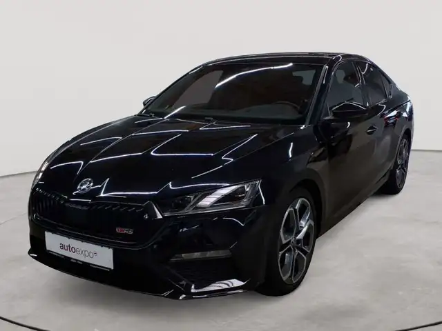 Skoda Octavia view 2