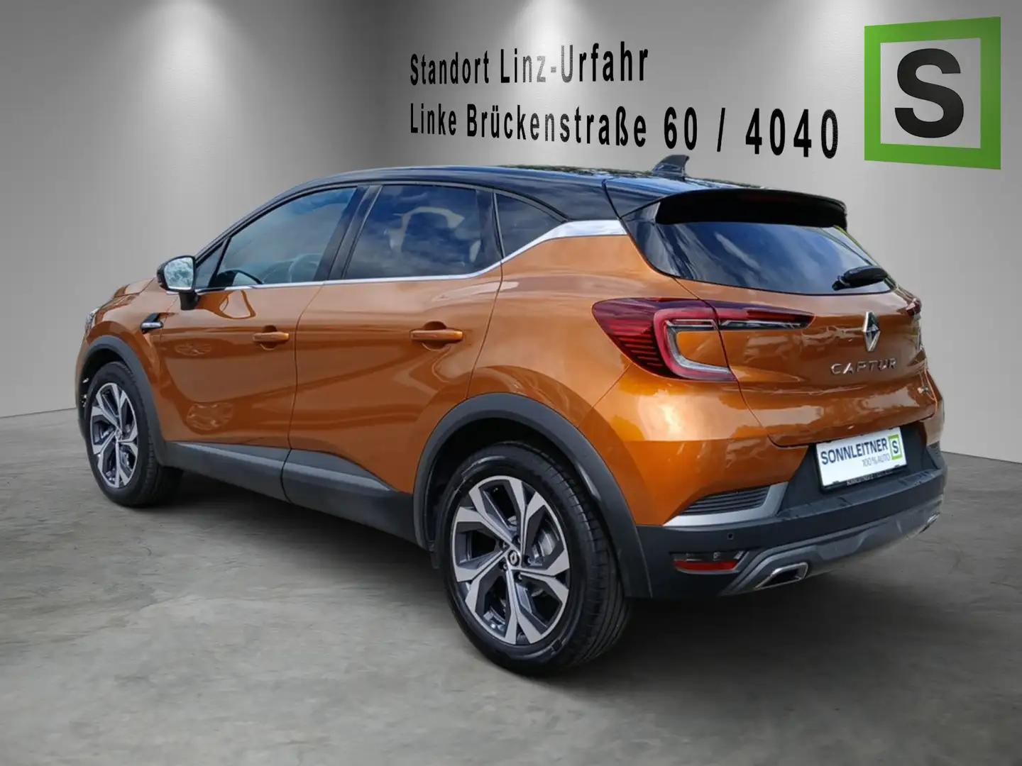 Renault Captur CAPTUR R.S. Line TCe 140 EDC Orange - 2