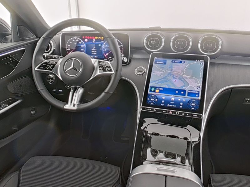 Mercedes-Benz C 180 T-Modell Avantgarde*AHV*Totwinkel — photo 5