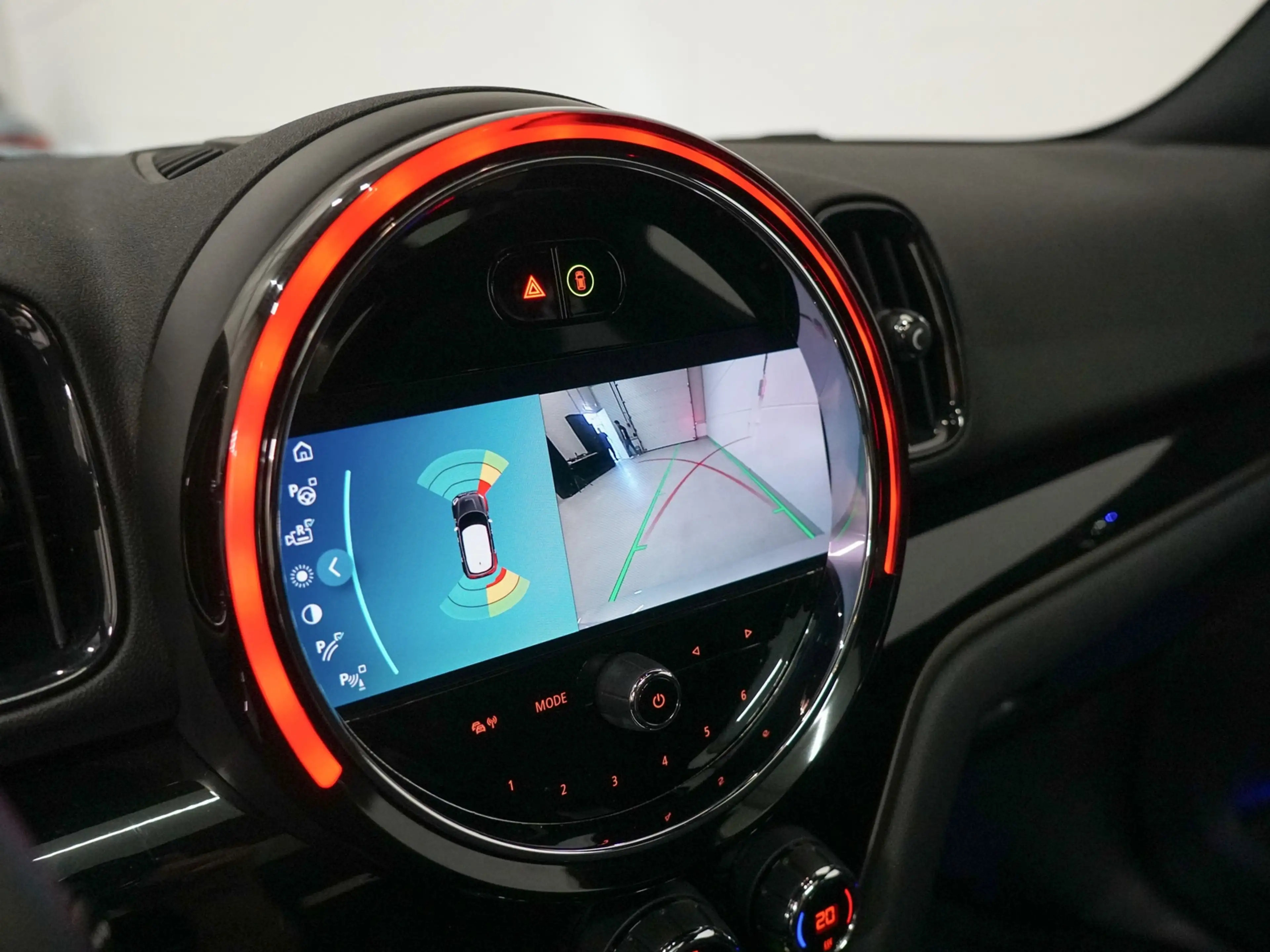 MINI Cooper SE Countryman 1.5 ALL4 Panoramadak | Harman Kardon | ACC | Head — photo 17