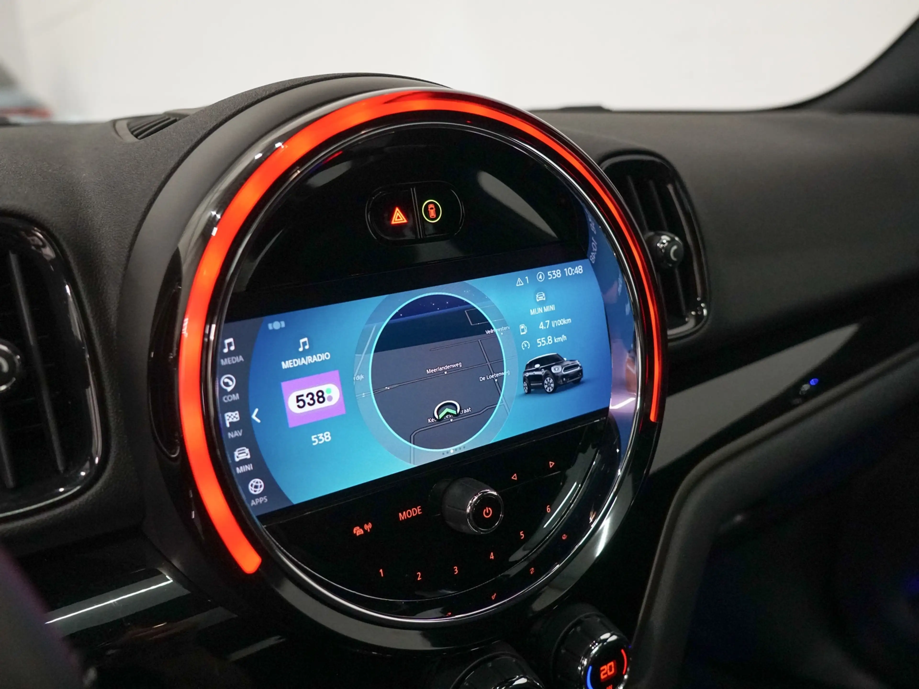MINI Cooper SE Countryman 1.5 ALL4 Panoramadak | Harman Kardon | ACC | Head — photo 18