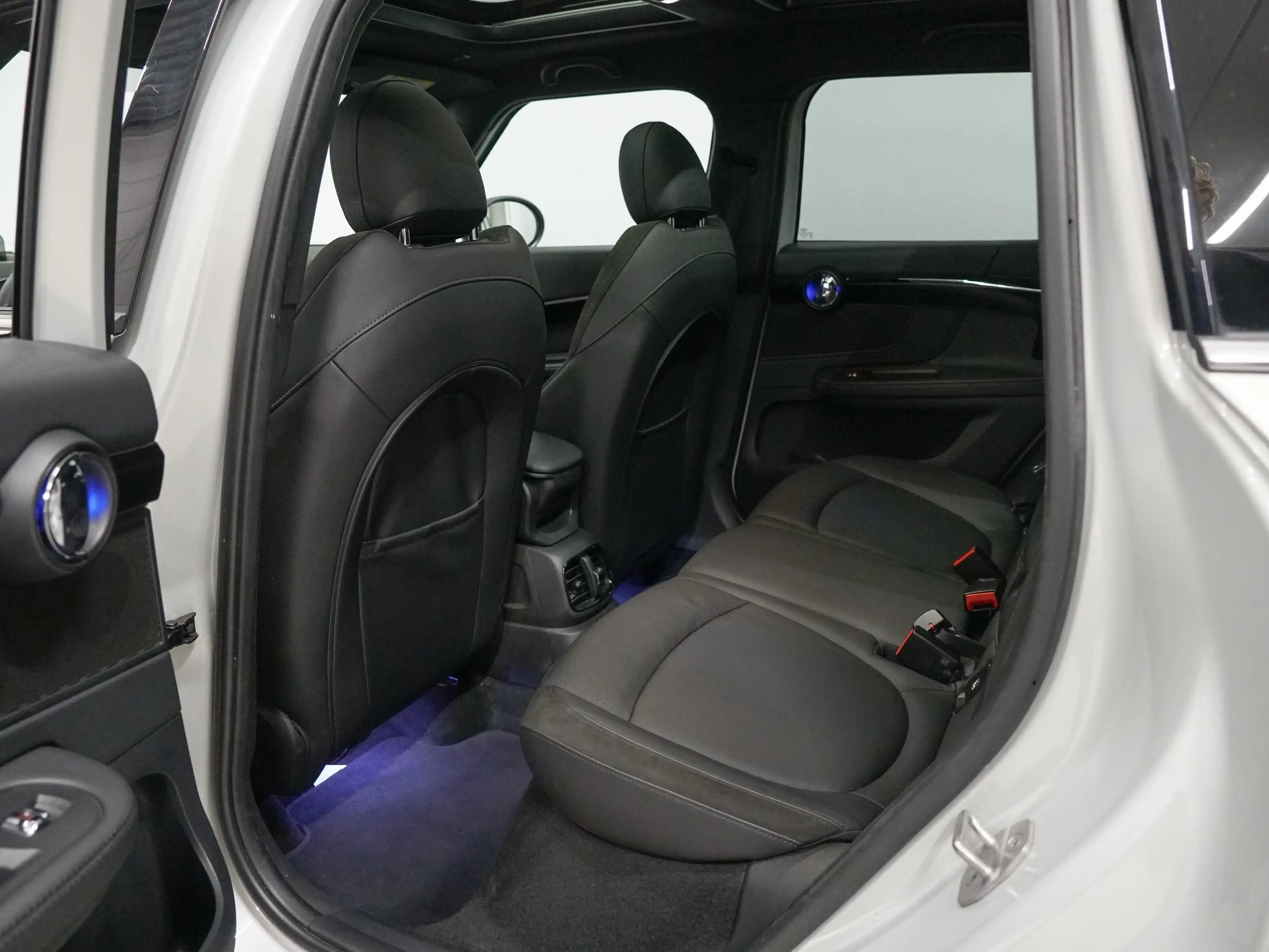 MINI Cooper SE Countryman 1.5 ALL4 Panoramadak | Harman Kardon | ACC | Head — photo 30