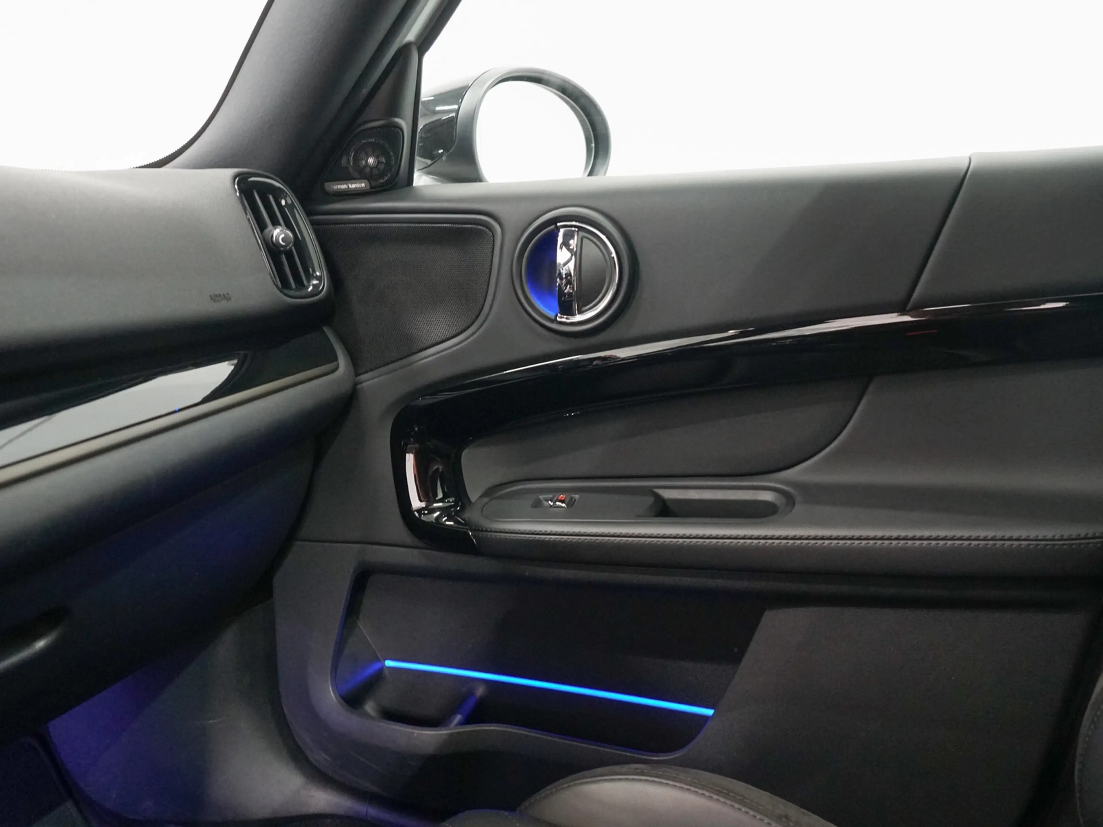 MINI Cooper SE Countryman 1.5 ALL4 Panoramadak | Harman Kardon | ACC | Head — photo 22