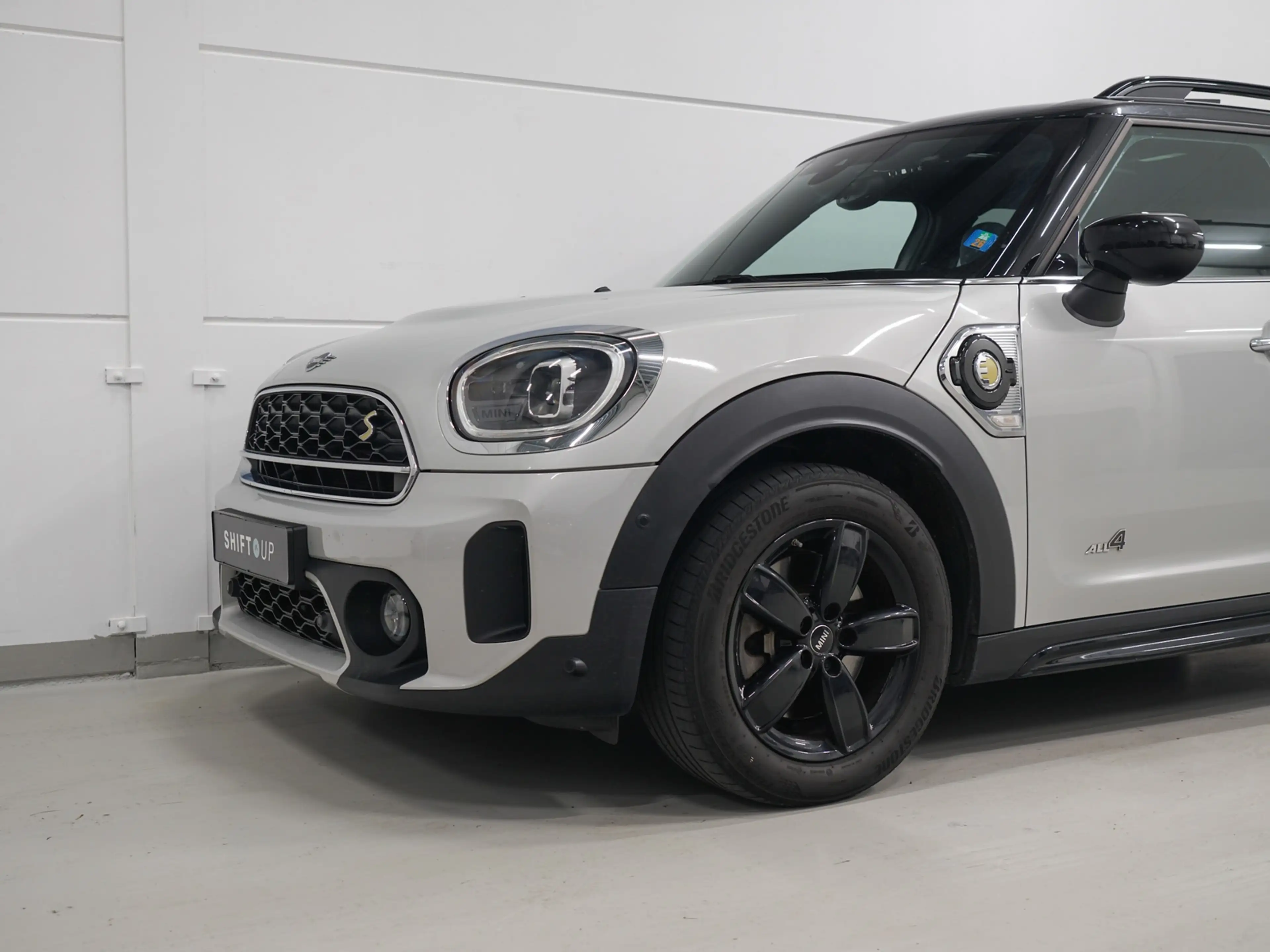 MINI Cooper SE Countryman 1.5 ALL4 Panoramadak | Harman Kardon | ACC | Head — photo 35
