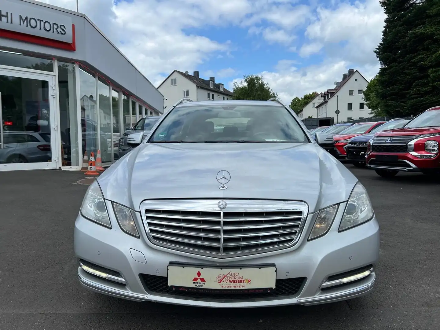 Mercedes-Benz E 220 E -Klasse T-Modell E 220 CDI BlueEfficienc Silver - 2