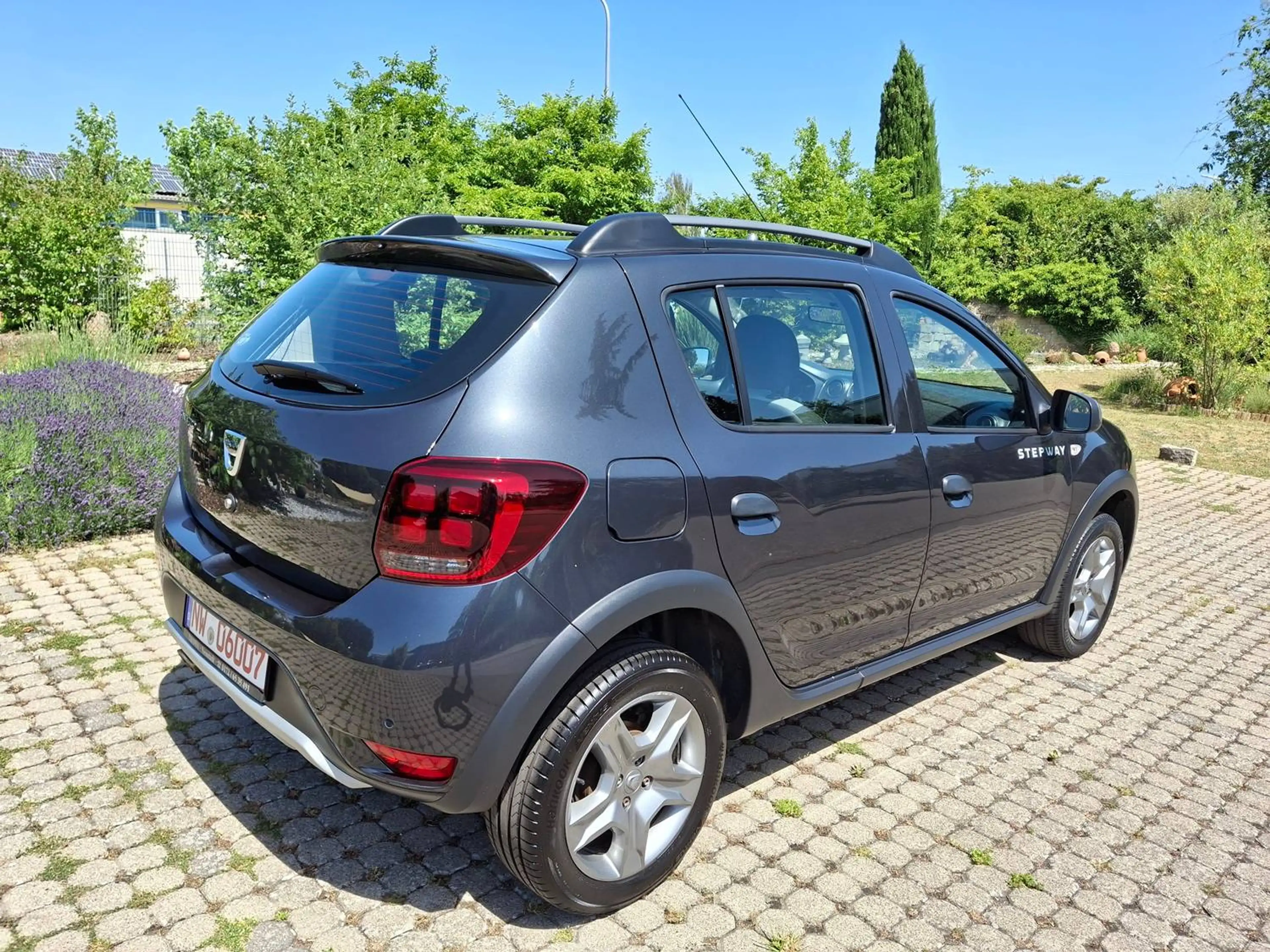 Dacia Sandero Stepway, Prestige,1.Hd, TÜV neu, Klima,Navi,PDC — photo 3