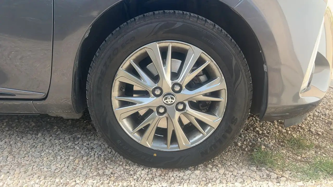Toyota Yaris Yaris — photo 17